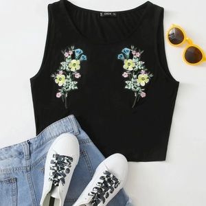 Plus Appliqués Detail Cropped Tank